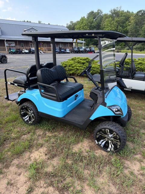 Used 2019 YAMAHA QUIETCH DRIVE 2 GAS COASTAL BLUE golf cart for sale in Rockford, MI, photo 1