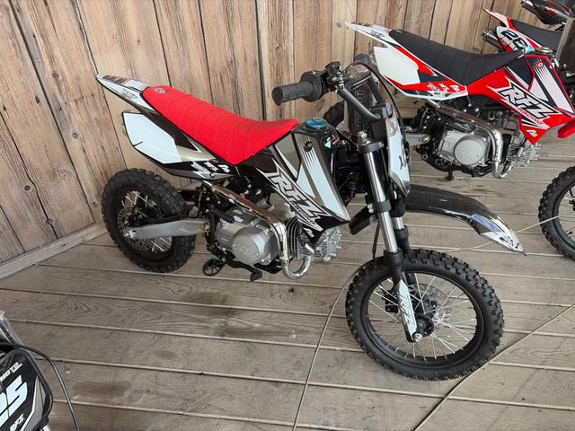 New 2025 APOLLO DB-X6 125CC AUTO KICK START 14" FRONT 12" REAR-(51X15X26) 175LBS-BLACK motorcycle for sale, photo 1
