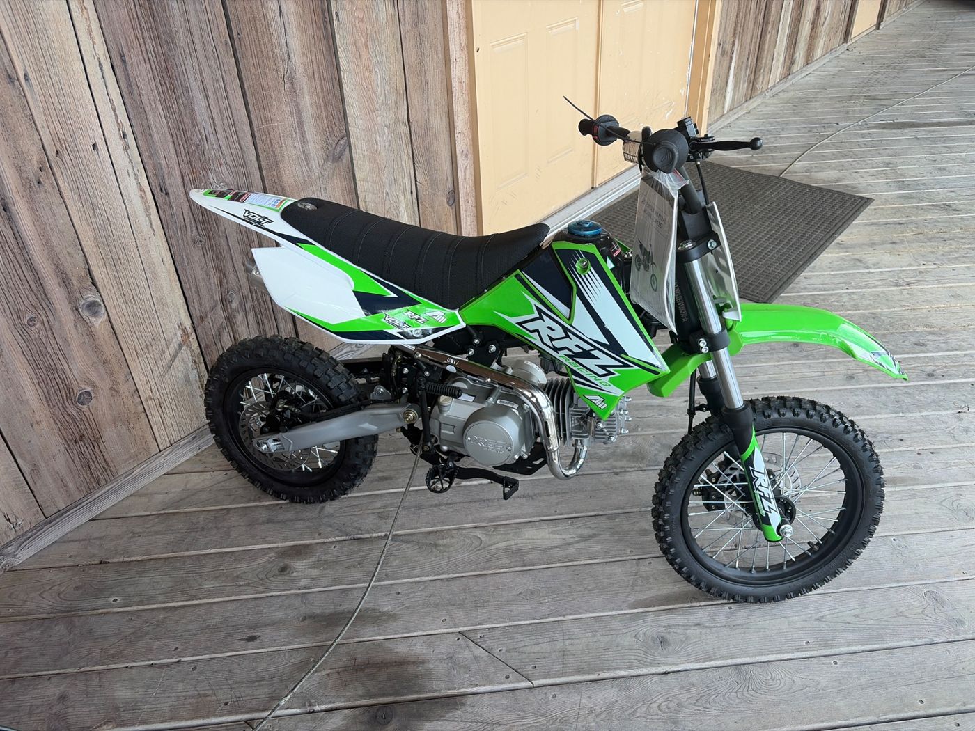 New 2025 APOLLO DB-X6 125CC AUTO KICK START 14" FRONT 12" REAR-(51X15X26) 175LBS-GREEN motorcycle for sale, photo 1