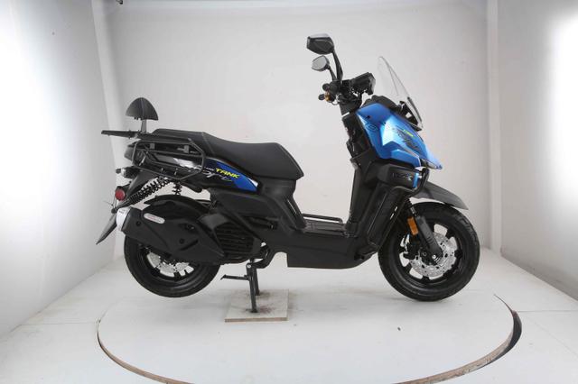 Tank Sport 200 EFI scooter, available to order in Rockford, MI, photo 4