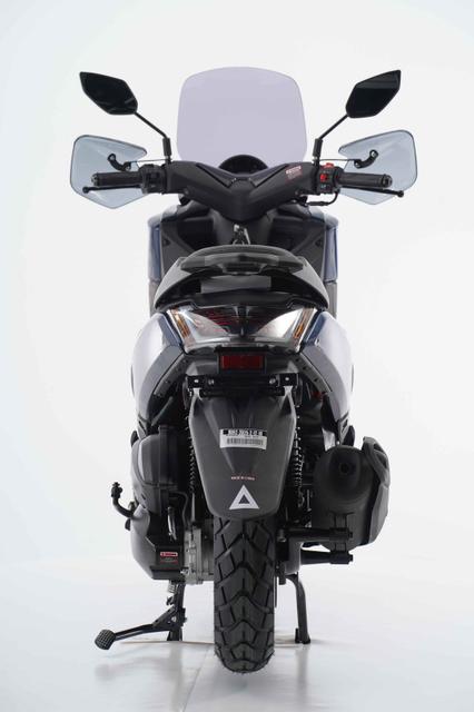 Intrepid 200 scooter, available to order in Rockford, MI, photo 2