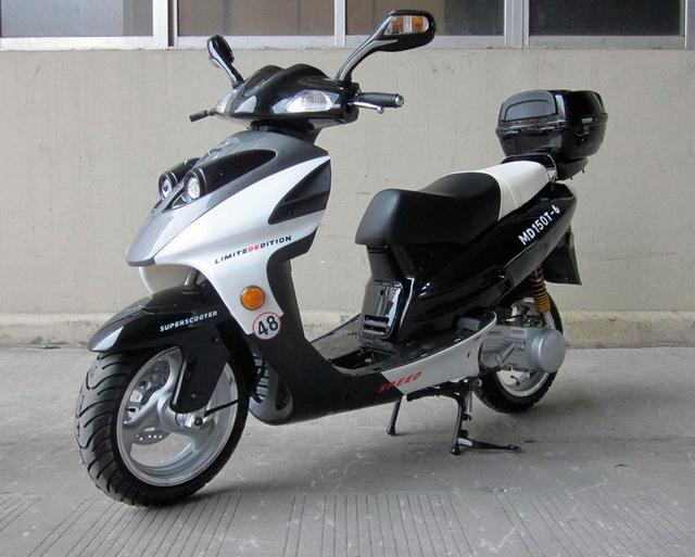 Phantom 150cc scooter, available to order in Rockford, MI, photo 1
