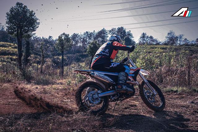 Apollo-thunder 250cc dirt bike, available to order in Rockford, MI