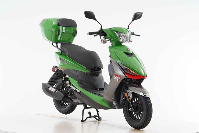 Viper ST 50cc scooter, available to order in Rockford, MI, photo 3