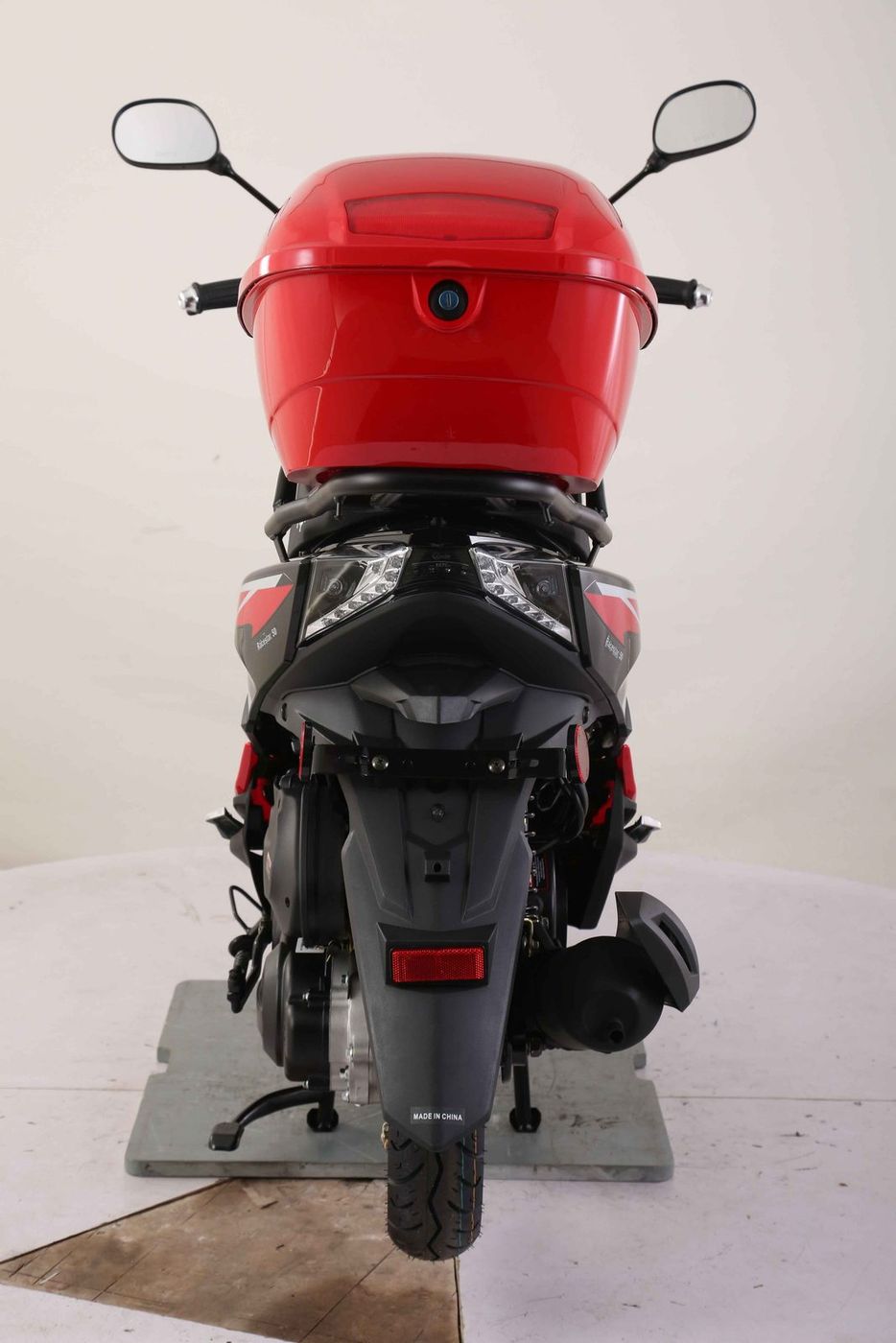Viper 49cc scooter, available to order in Rockford, MI, photo 1