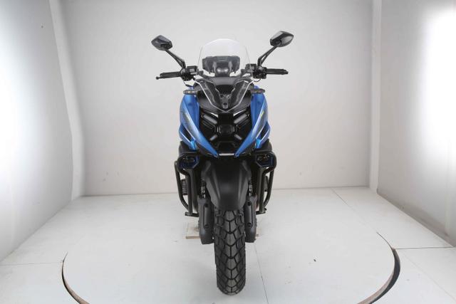 Tank Sport 200 EFI scooter, available to order in Rockford, MI, photo 1